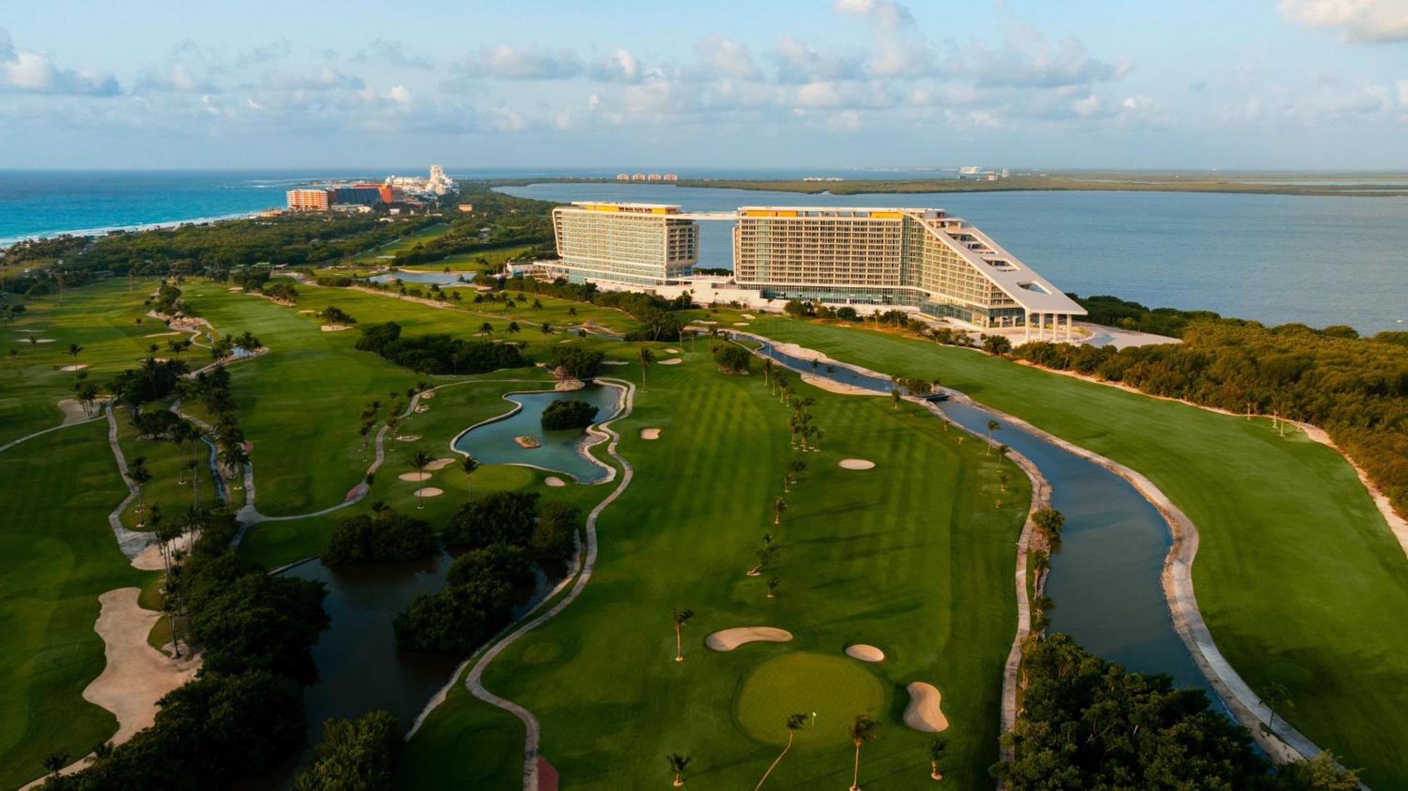 Hyatt Vivid Grand Island Cancun (Adults Only) エクステリア 写真